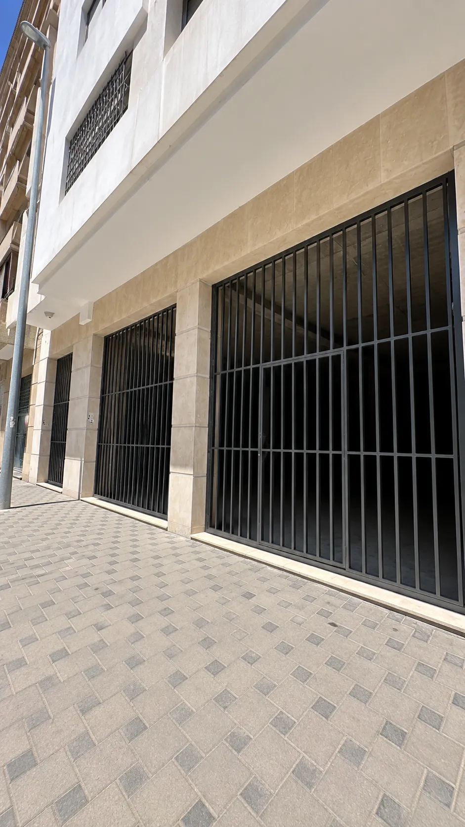 Local commercial de 223 m2 au quartier Les Princesses, Casablanca